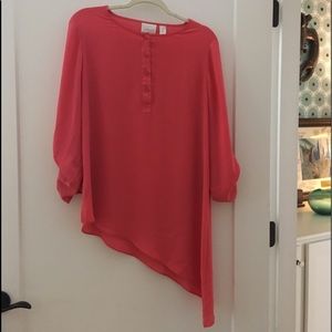 Chico’s Tunic (Chico’s size 1 or Small with button detail